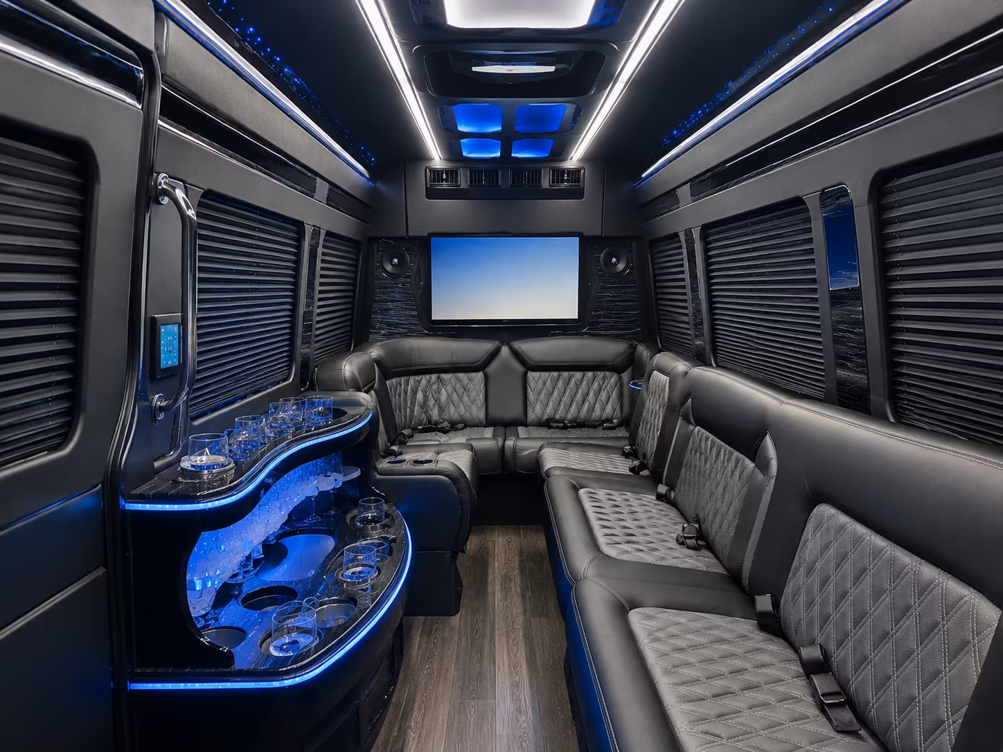 buses to mermaid winery and the virginia beach wine scene