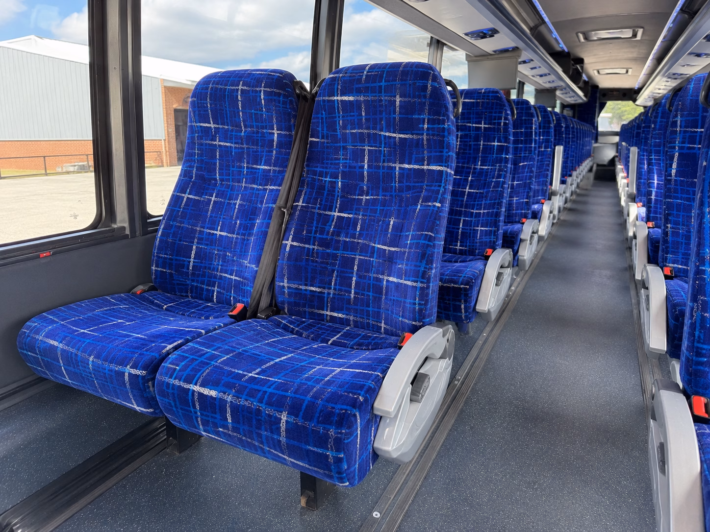 how the type of bus you choose changes the price in suffolk virginia